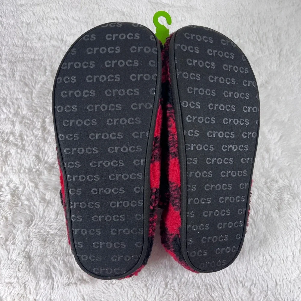 Crocs Classic Buff Check Cozzzyslipper Red Black Buffalo Plaid 210755-6WG Mens 7